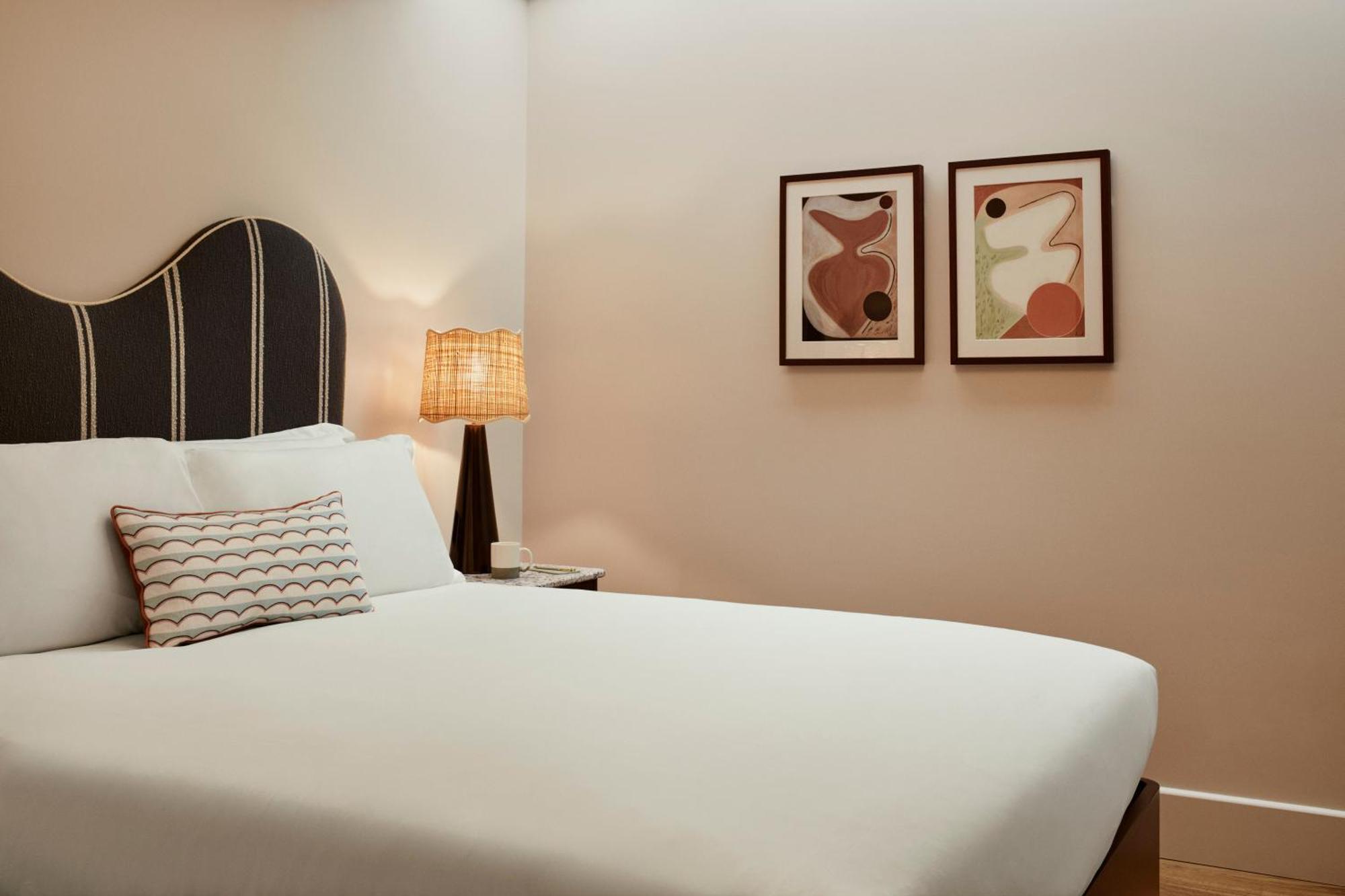 Отель The Hoxton, Shepherds Bush 4*